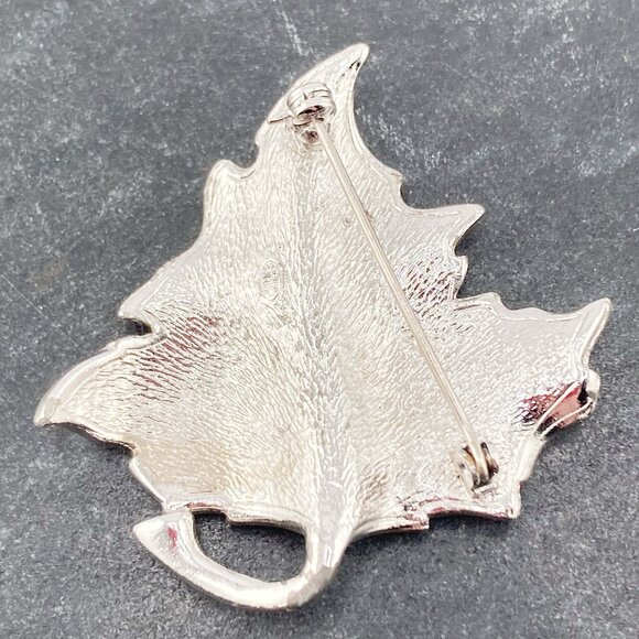 SPHINX Vintage brushed silver tone metal maple leaf brooch ~ Signed jewelry pin - Picture 8 of 9